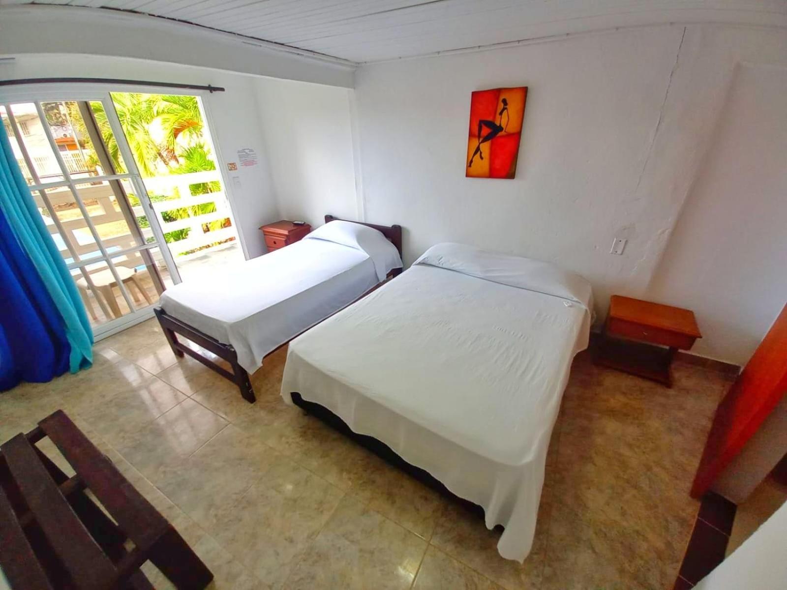 Couette-café The Rock House Eco (adults Only)