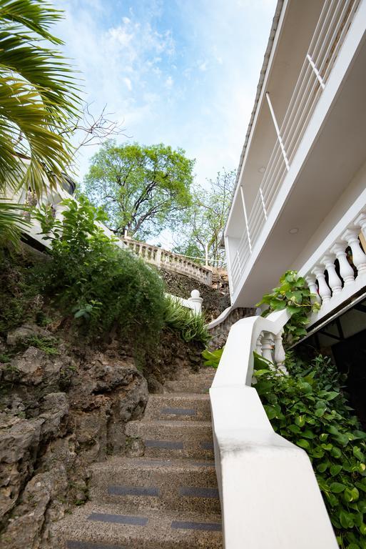 The Rock House Eco (adults Only) Couette-café 2*
