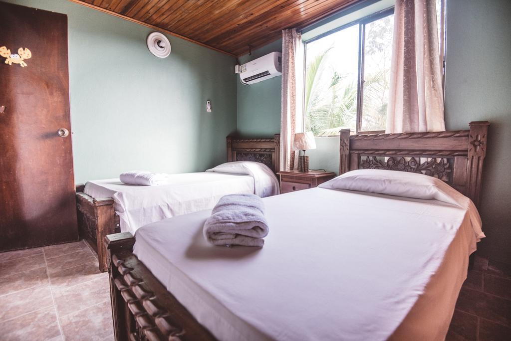 Couette-café The Rock House Eco (adults Only) 2*